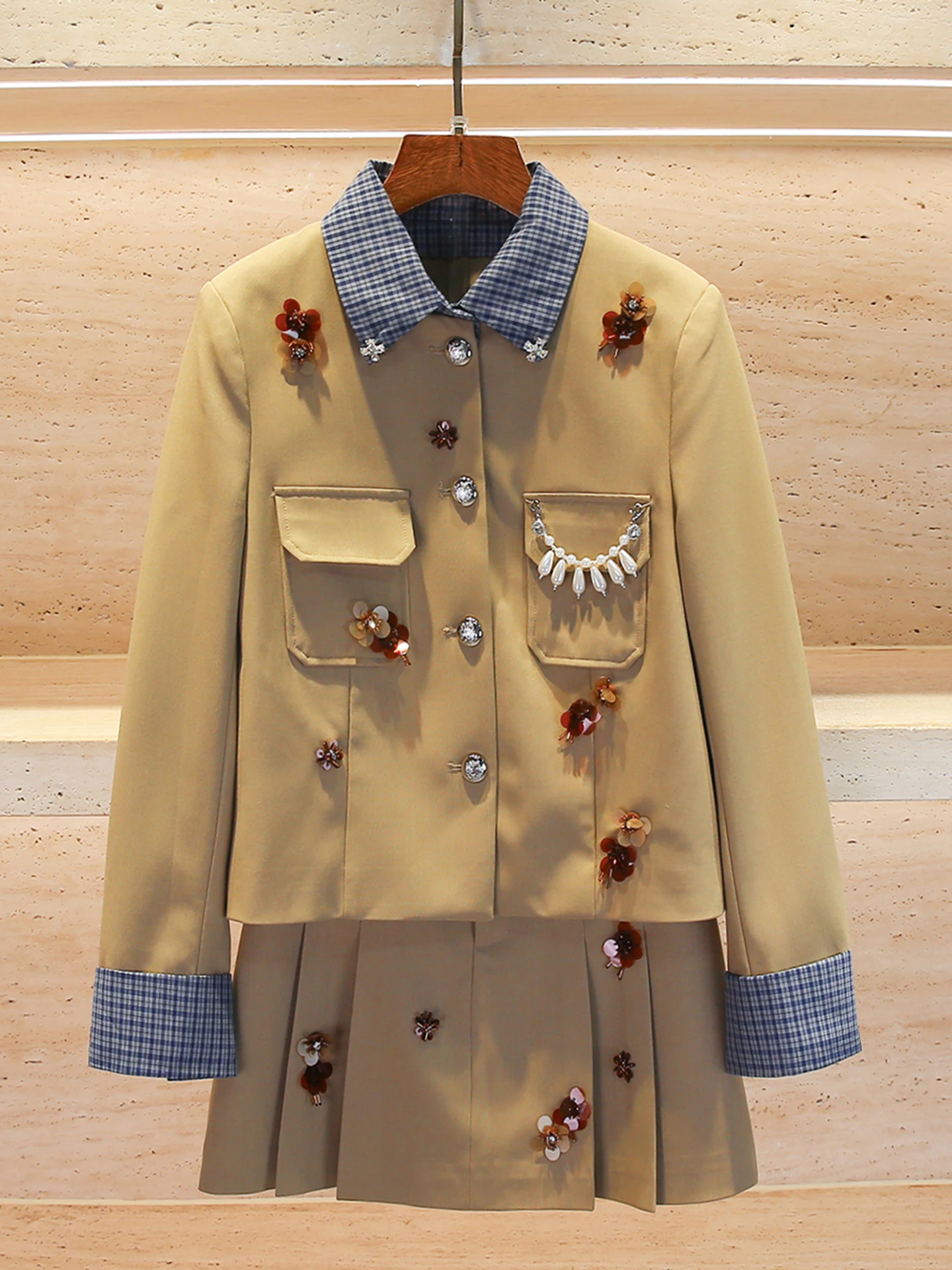 

Высококачественный женский клетчатый костюм, комплект из джата и плиссированной юбки, осенне-зимний ансамбль Faion, застежка на пуговицы из полиэстера