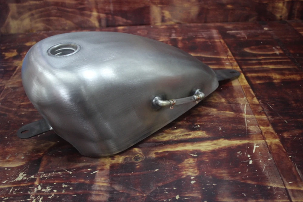 9 L Motorcycle Petrol Fuel Tank With Oil Mid Waist 8 CM Can For Honda VLX400 VLX600 Steed 400 600