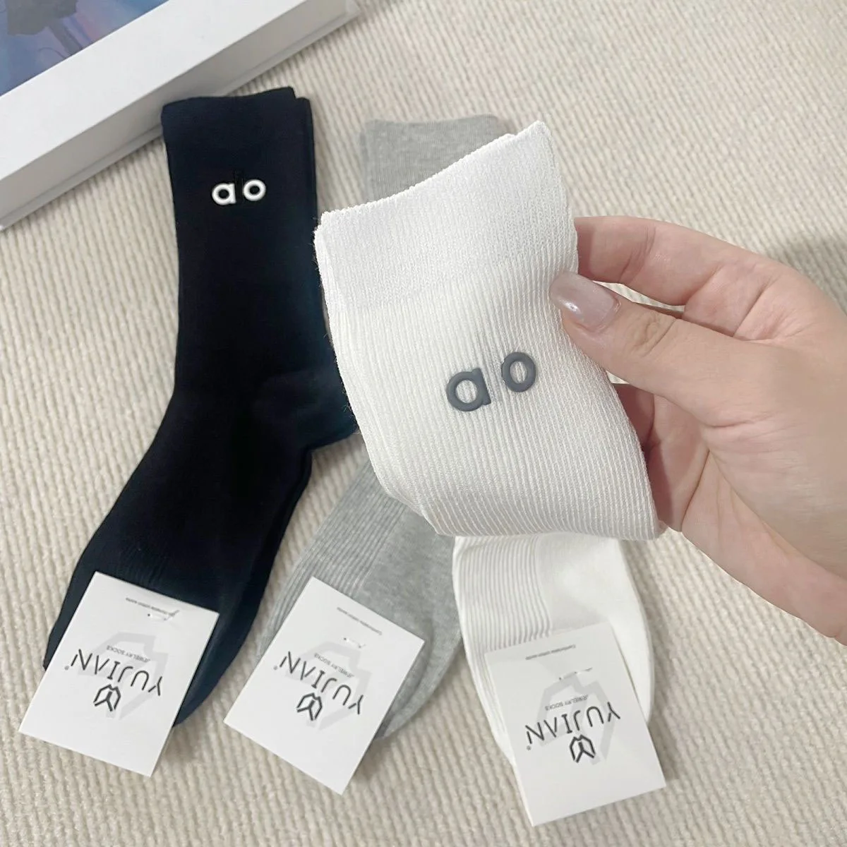 Calzini più venduti in 2 paia, stile stagionale, design con lettere, lunghezza a metà polpaccio, traspiranti e resistenti agli odori, versatili per l'uso sportivo