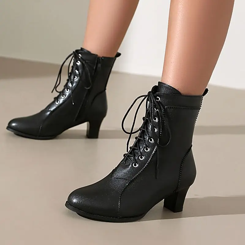 

Girseaby Классические новые женские ботинки до середины икры с круглым носком на блочном каблуке 5 см на молнии на шнуровке Большие размеры 43 44 45 46 47 48 Черный Белый