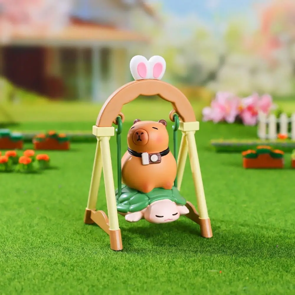 Zufällige Art Capybara Anime Figur Schwingen Liegen Sitzen Capybara Figur Spielzeug Bad Schwan Schildkröte Capybara PVC Modell