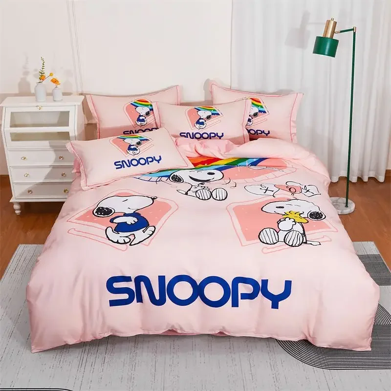 

MINISO Snoopy personality cute cartoon active printing soft and comfortable pure cotton bed sheet quilt cover three-piece set