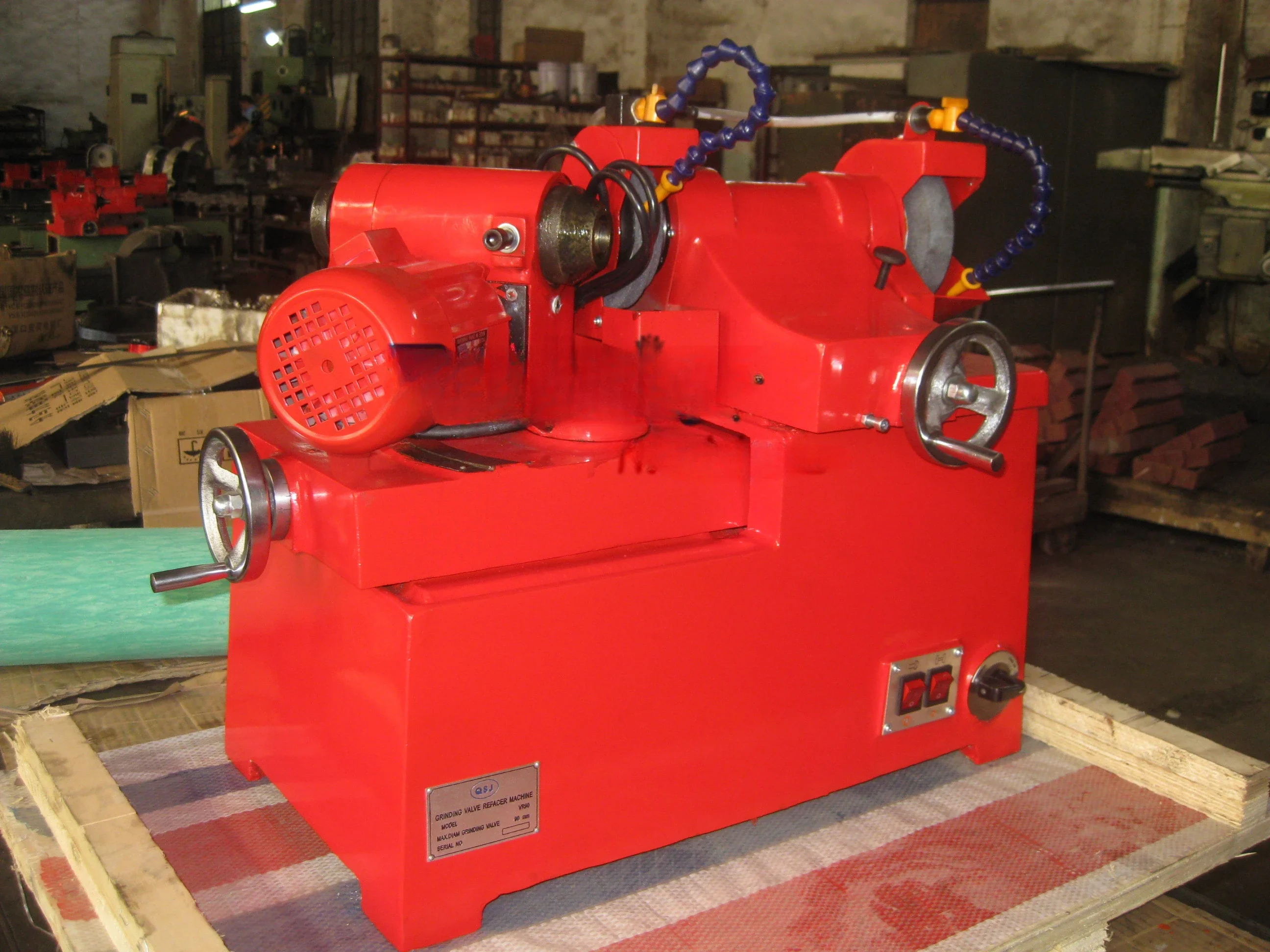 New 220 Volt 550 KW Grinder/retractor/valve Machine 3m9390 (with Cabinet) Small Size and Easy Operation