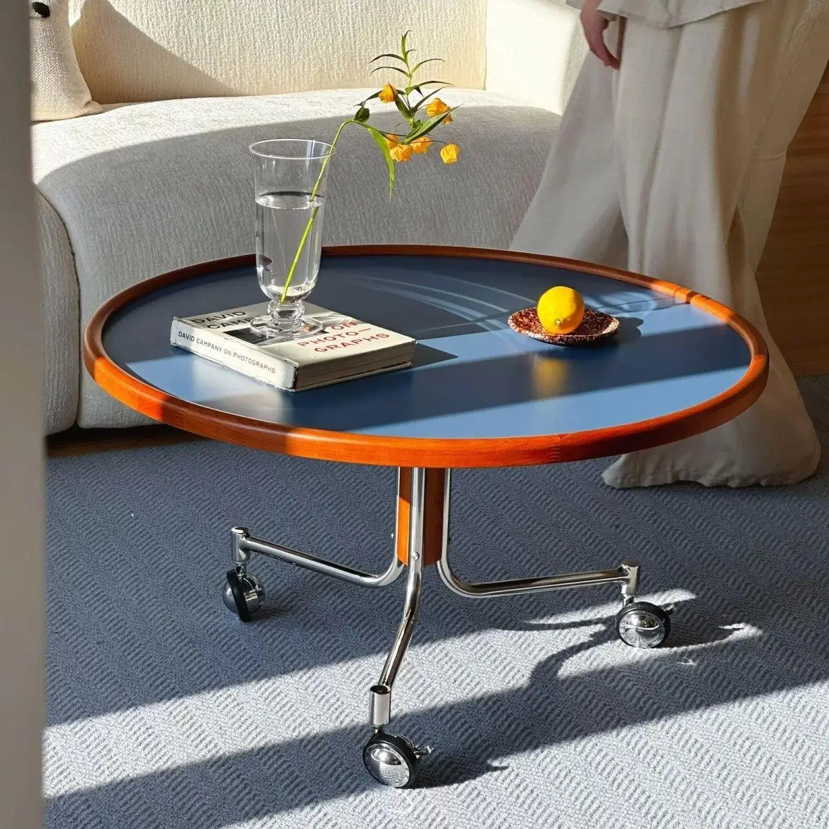 Antique and medieval designer mobile solid wood living room household stainless steel sofa round table 2026 new coffee table