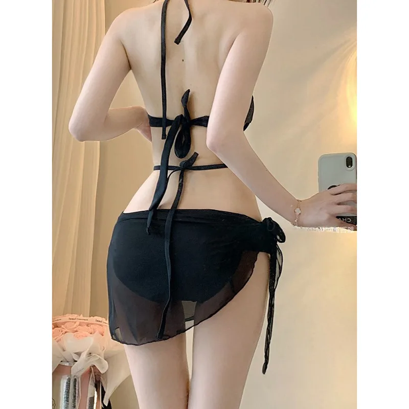 セクシーな貧乳が集まってスチールドリルチェーンで厚みを増したビキニ休暇温泉スリーピース水着女性用