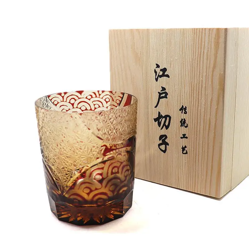 

Creative Japanese Handmade and Fengedo Chopper Handcarved Crystal Glass Whisky Cup Baijiu Cup Cold Water Cup Sake Cup