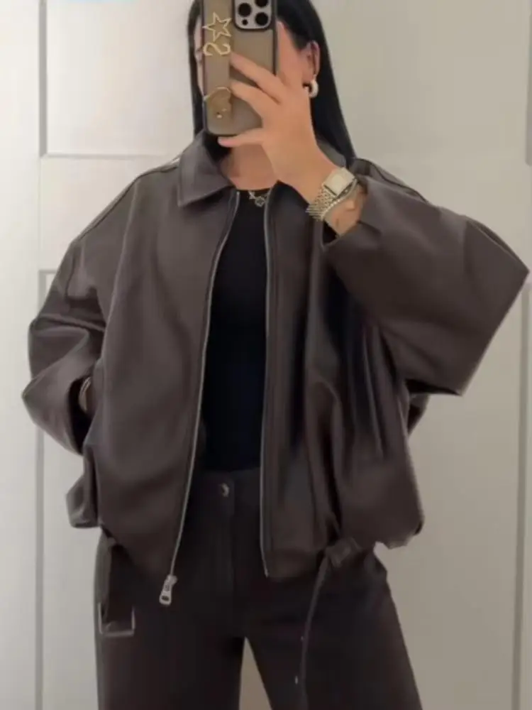 

Кожаная короткая куртка из искусственного меха, женская утепленная куртка с длинным рукавом и поясом с лацканами, женское пальто 2025 года, зимняя модная уличная лоскутная женская верхняя одежда