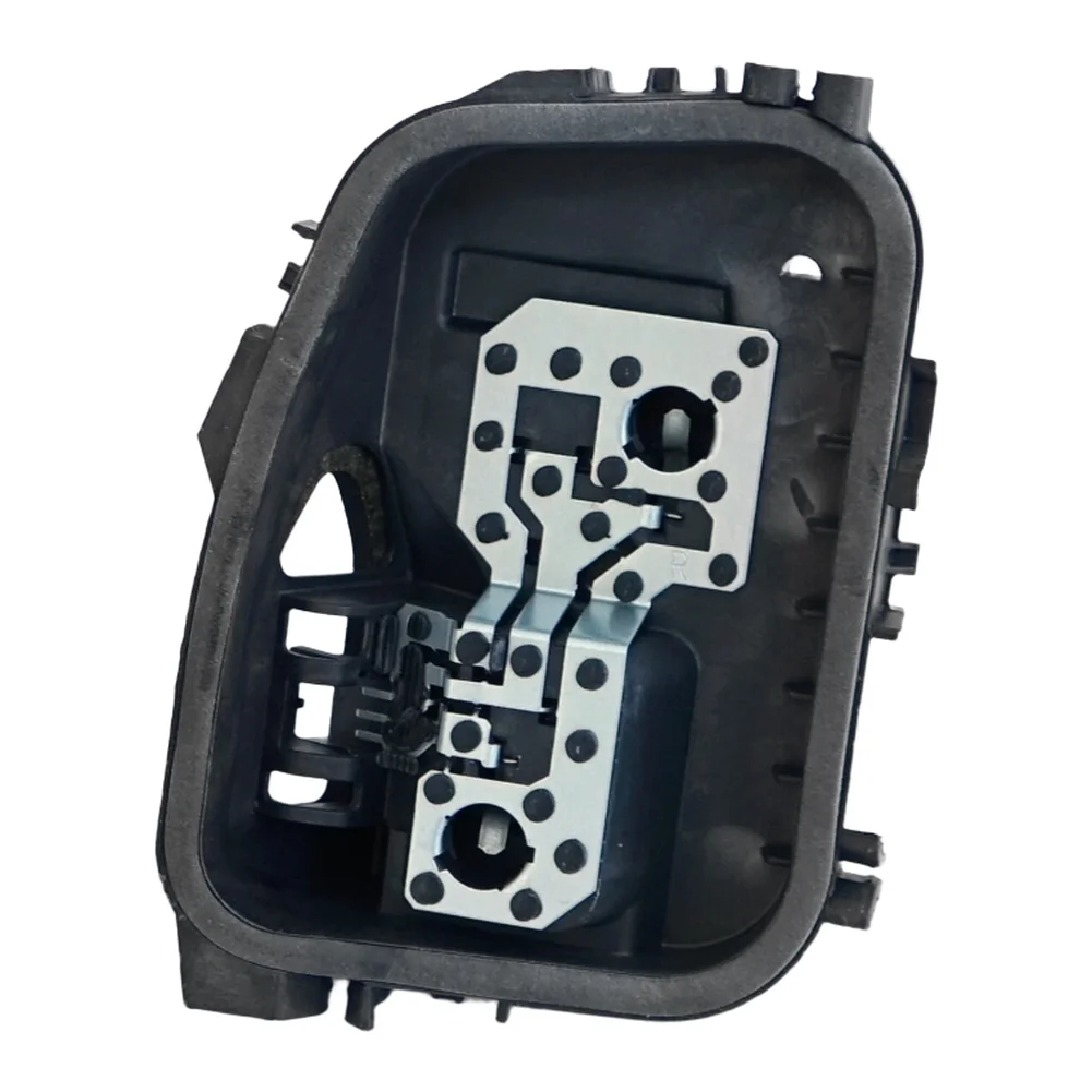 Rear Outer Tail Light Bulb Holder for For Sharan 7N Model Years Compatible with OE Numbers 7N0945258 7N0945257