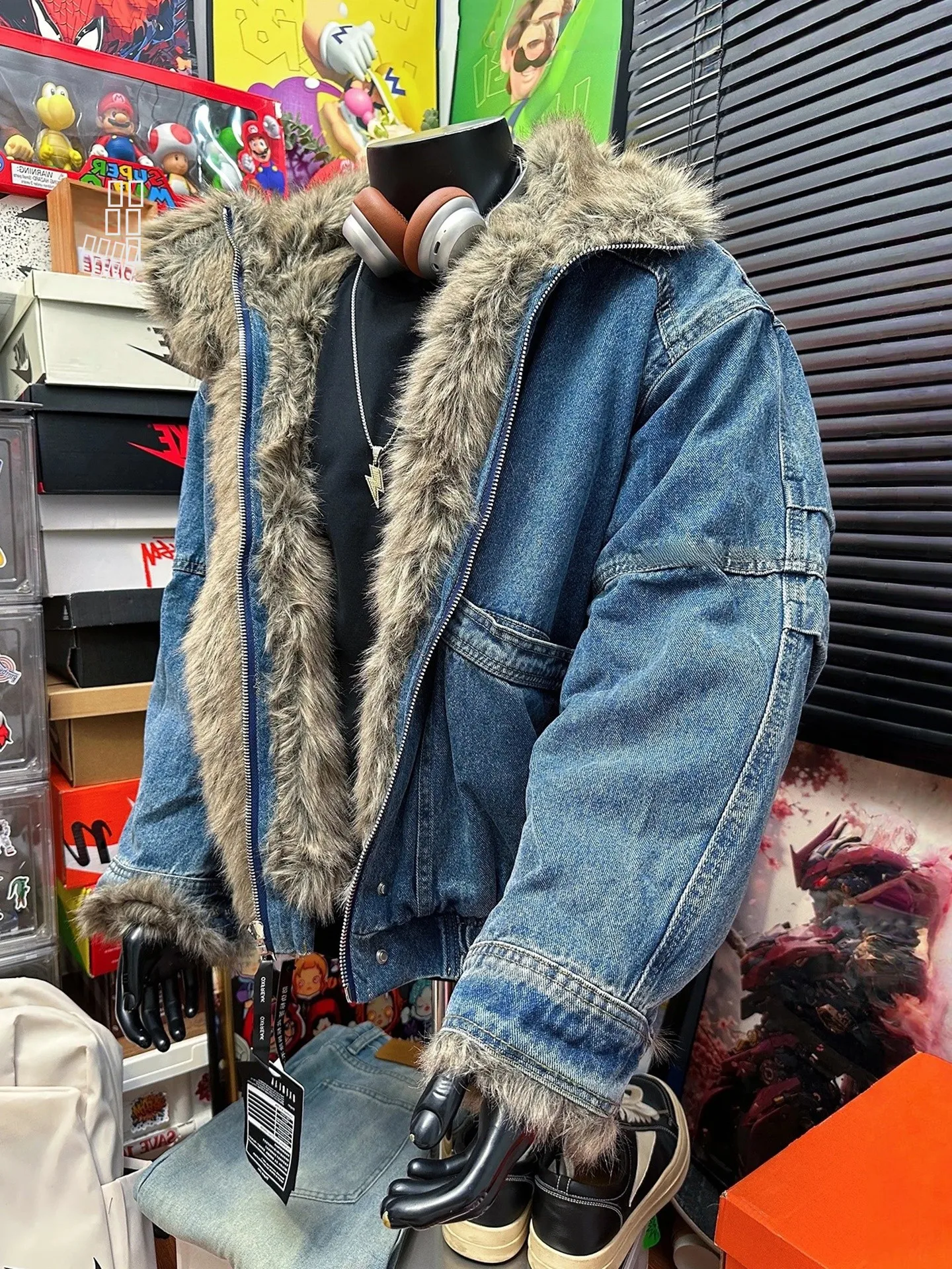 

Мужская зимняя куртка из утолщенного хлопка в американском стиле, джинсовая, с дизайном орла, повседневная, молодежная, модная, теплая, с откидными клапанами, короткая.