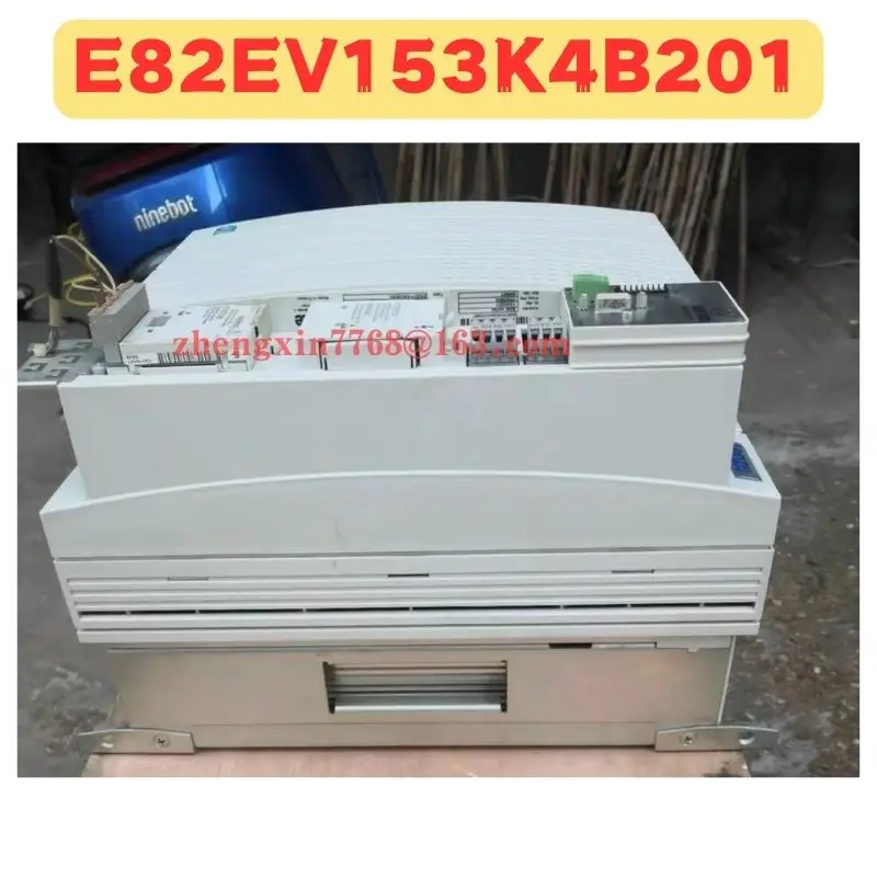 

Used Frequency Converter E82EV153K4B201 Normal Function Tested OK