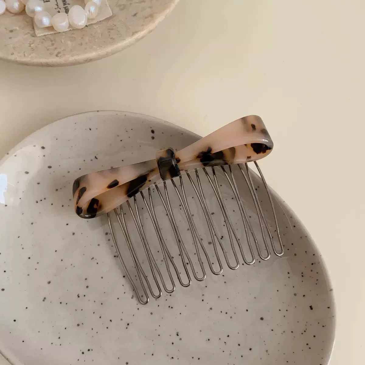 1 Stück Koreanischer Haarkamm mit Schmetterlings-Schleife aus strukturiertem Acetat für Pony, Stirnfrisuren und halb aufgesteckte Haardekoration – Detail 10