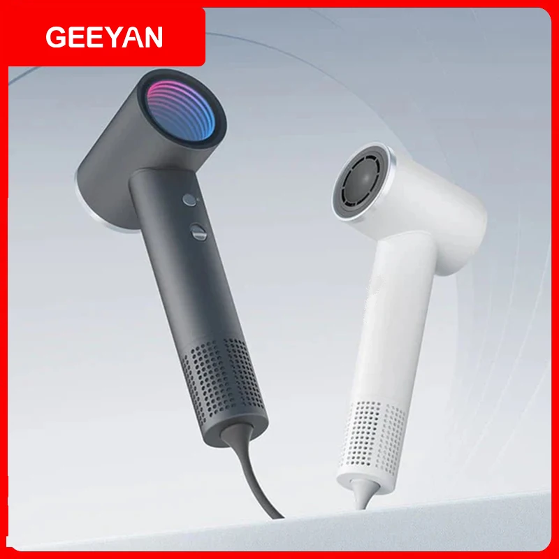 GEEYAN Powerful 1800W quick drying low-noise hair dryer with 2 centralized nozzles and 1 diffuser accessory