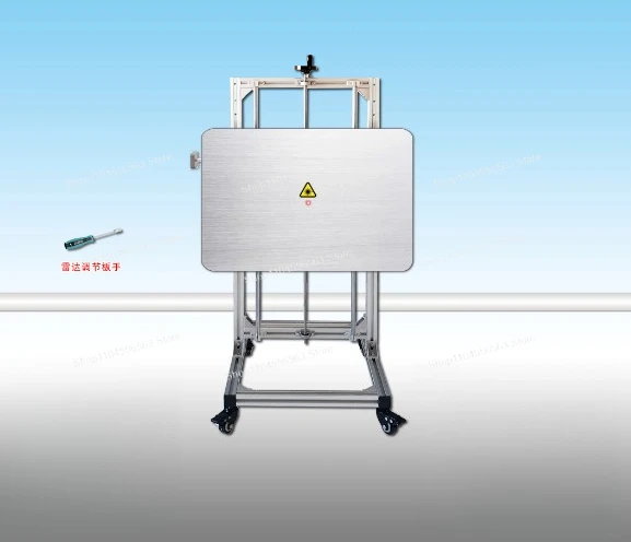 

Инструмент для калибровки ADAS ACC, предназначенный для калибровки переднеповоротных камер автомобиля. Не применимо к японским моделям.