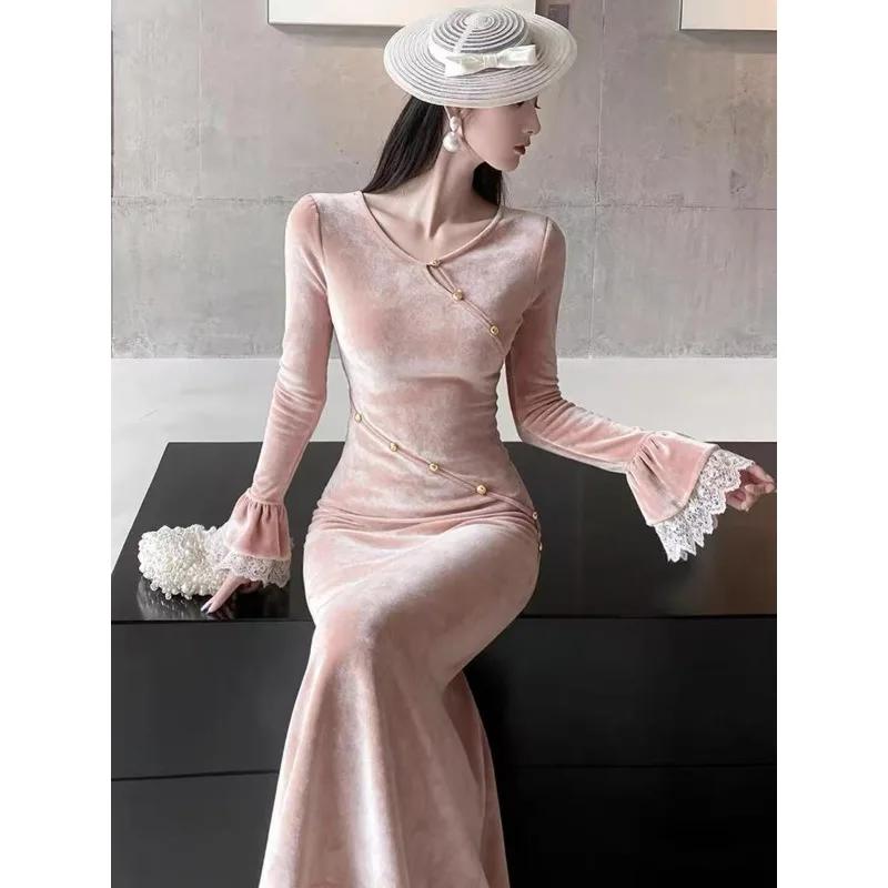 

Women's Pink Velvet Dress with Flared Sleeves 2025 Elegant, Celebrity-style Mature Yet Young Unique with Overcoats, Long Dress