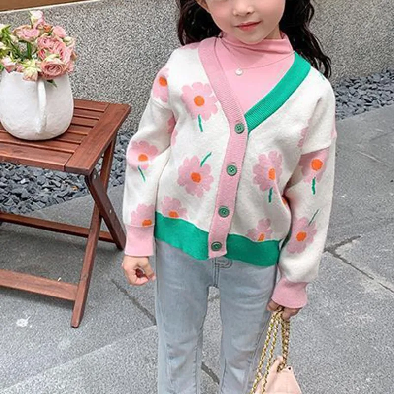 Autumn New 1-8-Year-Old Baby Girl Kintted Cardigan Baby Clothing V-Neck Knitted Jacket Cardigan Cute Sweater