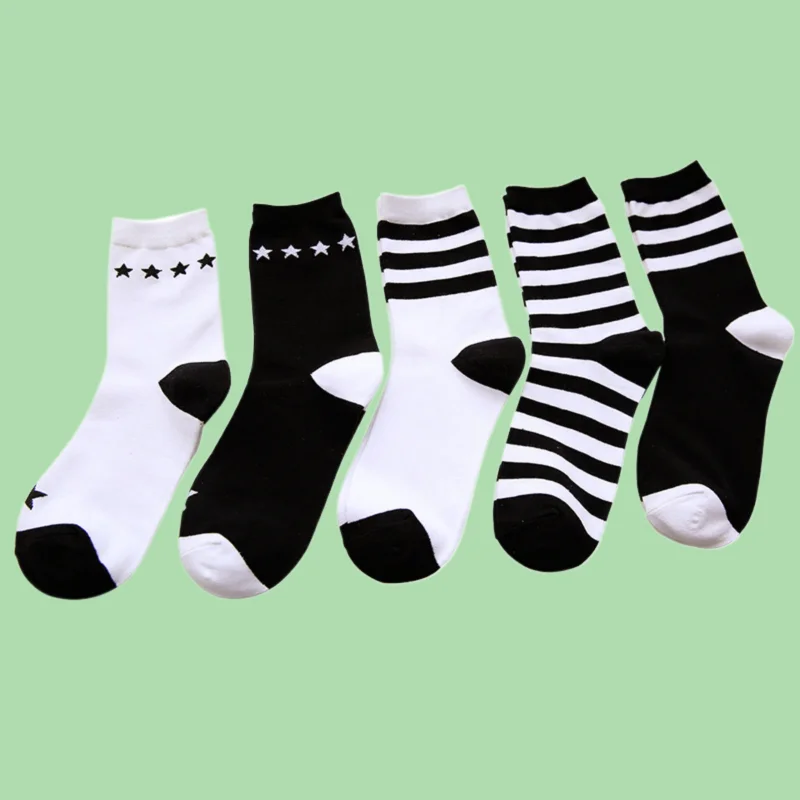 

5/15 Pairs 2024 New Women's Mid-tube Cotton Socks Black And White Striped Series Socks Autumn And Winter Classic All-match Socks