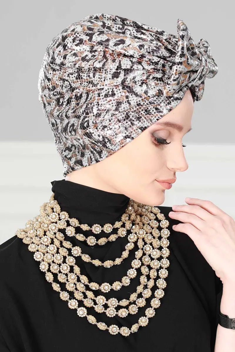 Motyl czesany kość szary