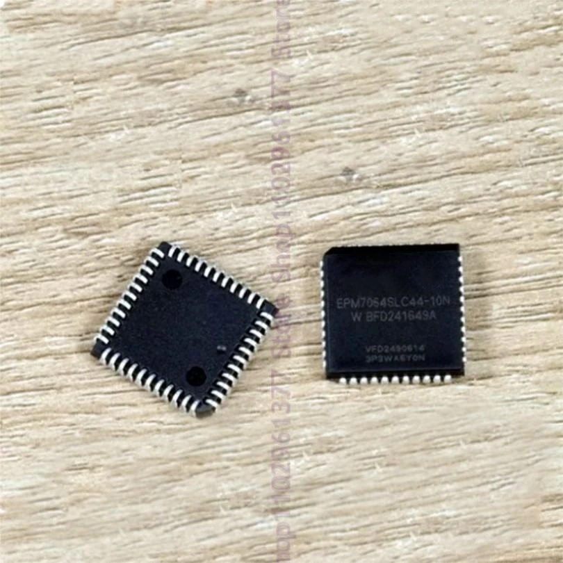 10pcs New EPM7064SLC44-10 EPM7064SLC44-10N EPM7064SLC44-15 EPM7064SLC44-15N PLCC-44 Programmable logic chip