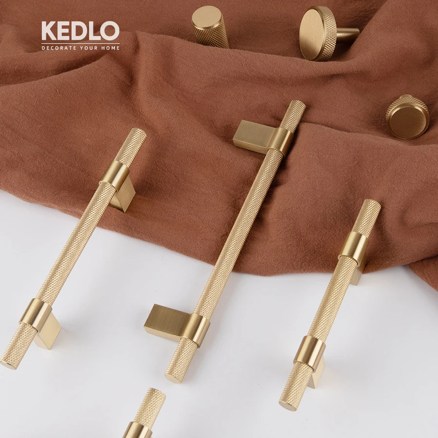 KEDLO Massiver Messinggriff mit Rändelung, klassisch, 500 mm, europäischer Luxusmöbelgriff, gebürstetes Messing, langer Griff – Detail 5