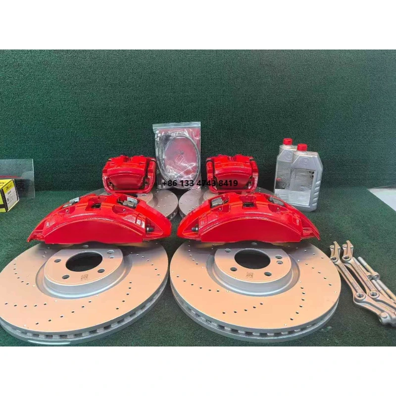 

Модернизированный и улучшенный комплект тормозных дисков и суппортов: 6-поршневые передние и 4-поршневые задние суппорты из литого алюминиевого сплава, подходящие для G500.