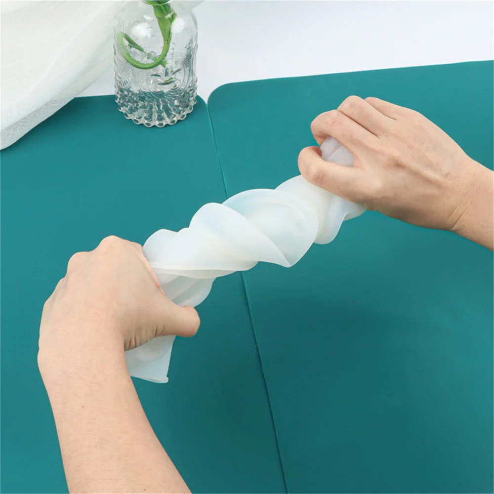 6 Löcher runde ovale Silikon-Seifenformen DIY flacher Boden Kugelzylinder handgemachte Seifenformen Kreis Aromatherapie Seife Silikonform – Detail 2