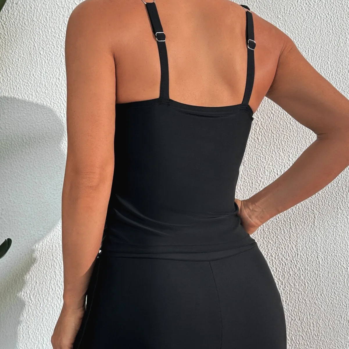 2025 Conjunto de maiô de 2 peças com alça de bolso lateral tankini com gola quadrada sem mangas