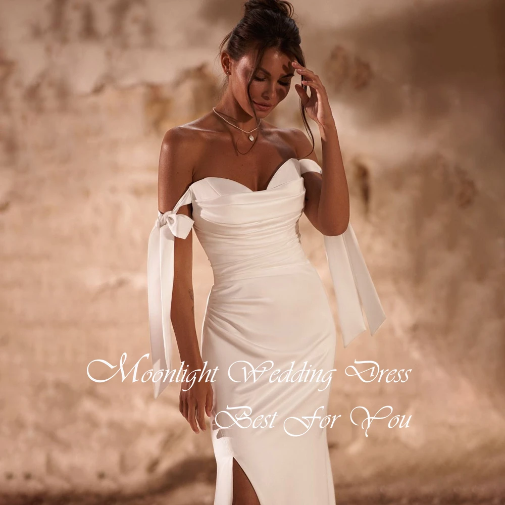 Abito da sposa moderno a sirena con scollo a cuore e pieghe 2026 con spalle scoperte e spacco alto aperto sul retro Abito da sposa Abiti da sposa personalizzati