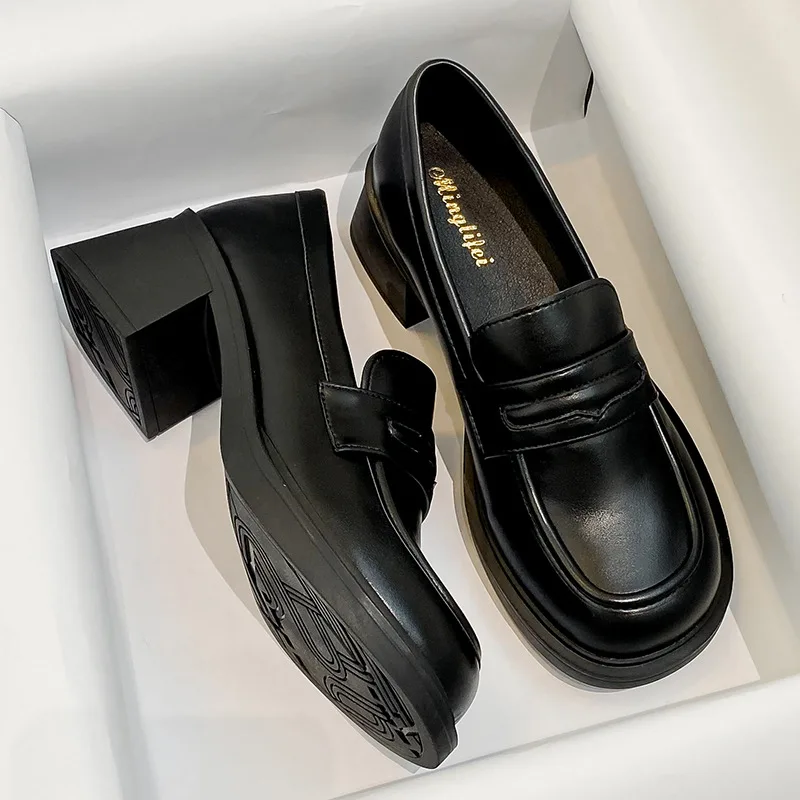 

Women's Boots Spring 2025 New Style Coarse Heel Small Leather Shoes Women's Retro High Heels Black loafers