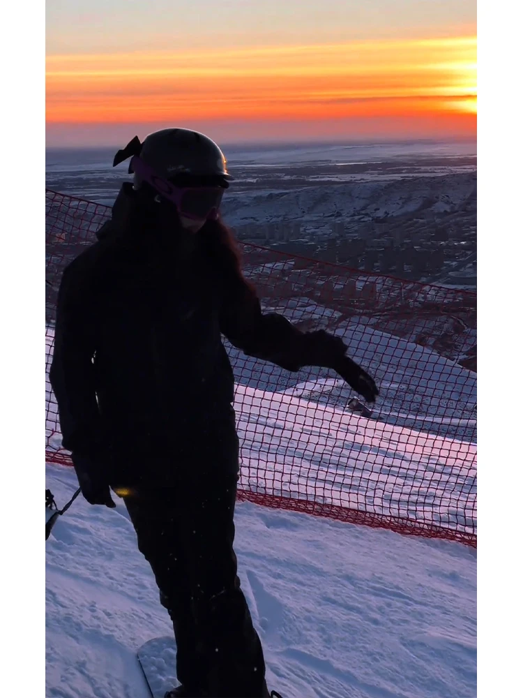 

Комплект зимней одежды для пары из Северо-Восточного Китая: морозостойкий пуховый костюм для мужчин, для сноуборда и горных лыж, профессиональный.