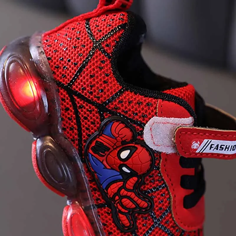 Disney primavera autunno cartone animato per bambini Anime scarpe sportive scarpe luminose a LED da ragazzo bambino abbagliante Cool Spider-Man