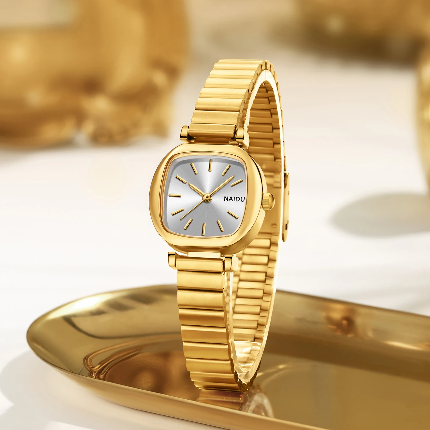 Ladies Stainless Steel Strap Literary and Versatile Retro Quartz Watch