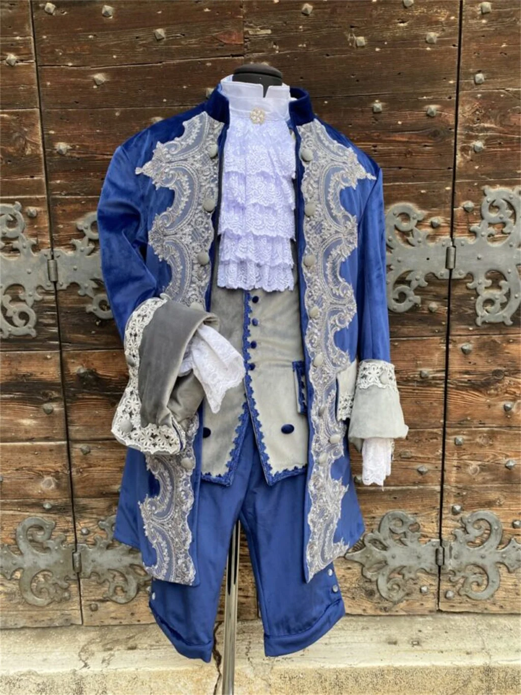 

Adult Men Victorian Rococo Baroque Cosplay Costume Ball Gown French Royal Noble Oufits Costume Marie Antoinette Ball Gown