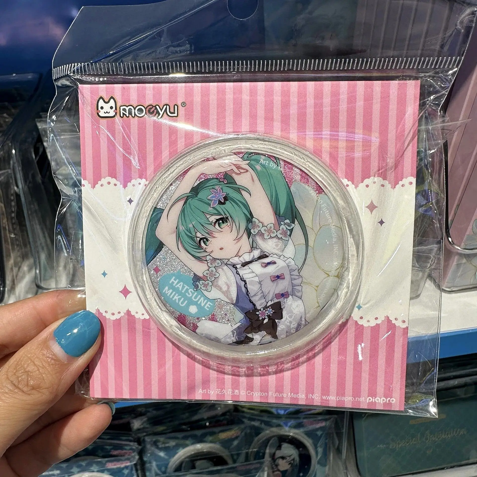 Moeyu Hatsune Miku Commemorative Can Badge Pin,Official Anime Collectible Brooch For Hobbyist Display And Collection Ornament