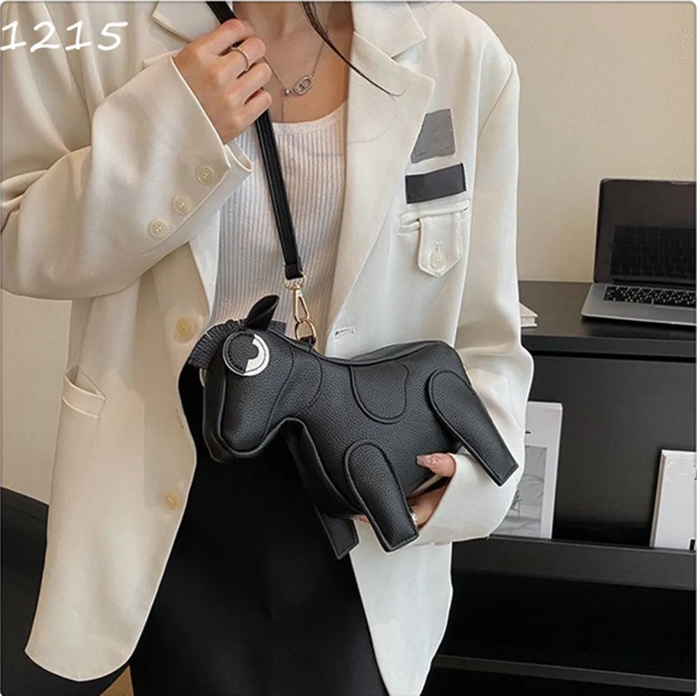 Cute Horse shape Women Purses Handbags Shoulder Bag Girls Crossbody Bag Designer Ladies Mini Clutch Bag