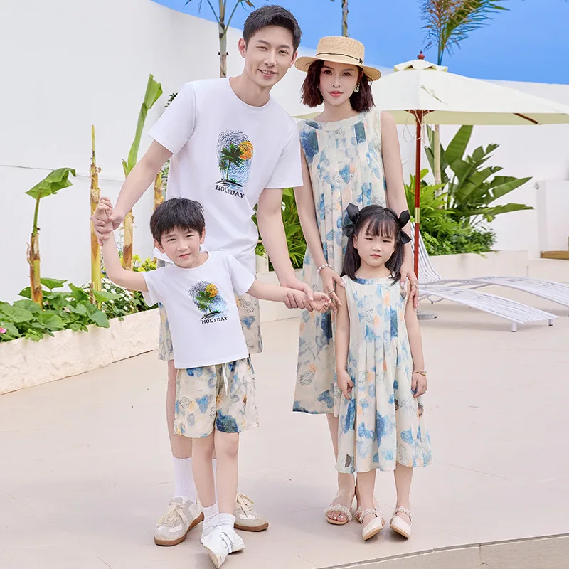 Vacation Family Couple Matching Outfits Parent-child Siblings Clothes Dad and Son Tops Shorts Sets Korean Mom and Daughter Dress