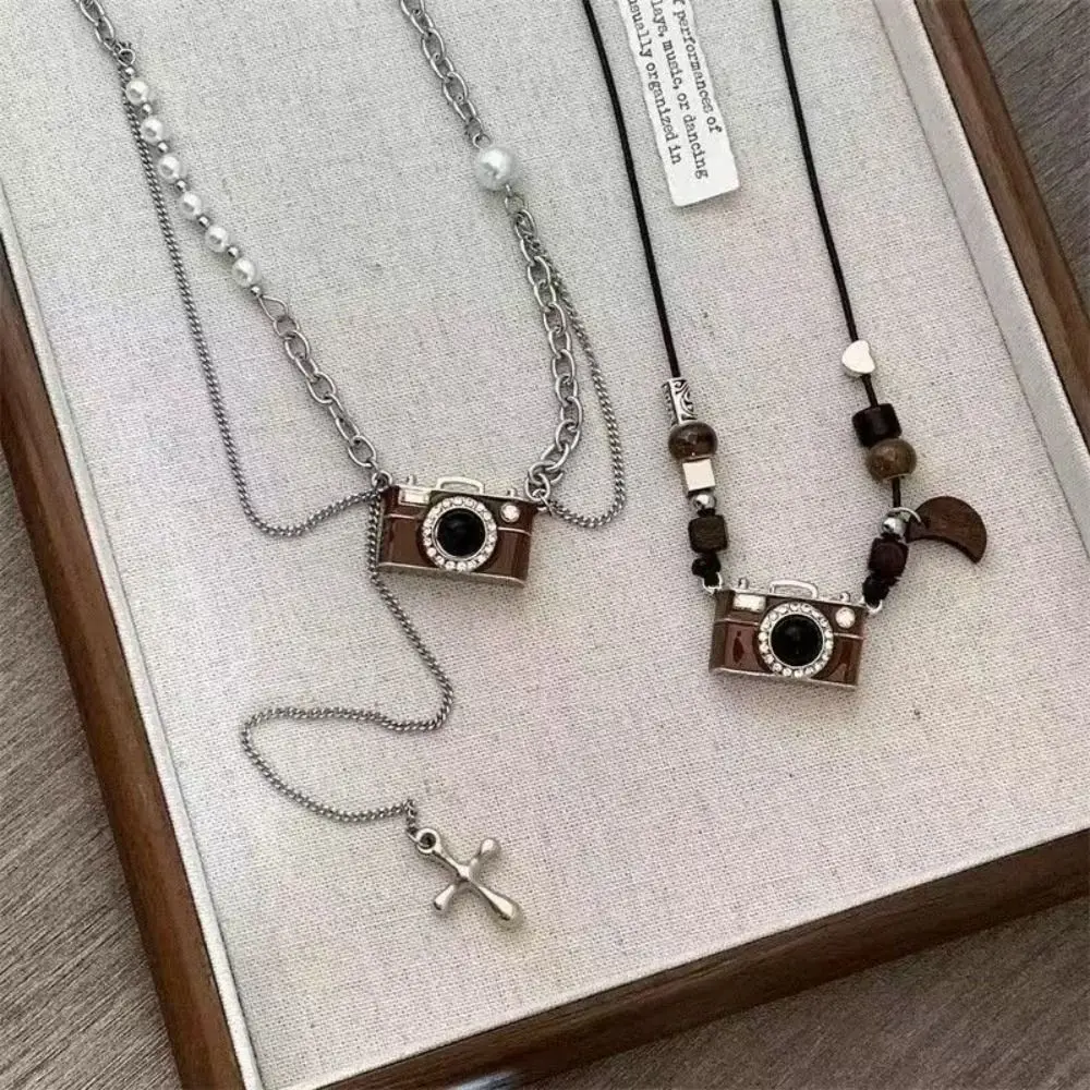 Vintage Brown Pendant Camera Pendant Retro Khaki Luxury Sweater Unique Design Long Chain Cool Girls