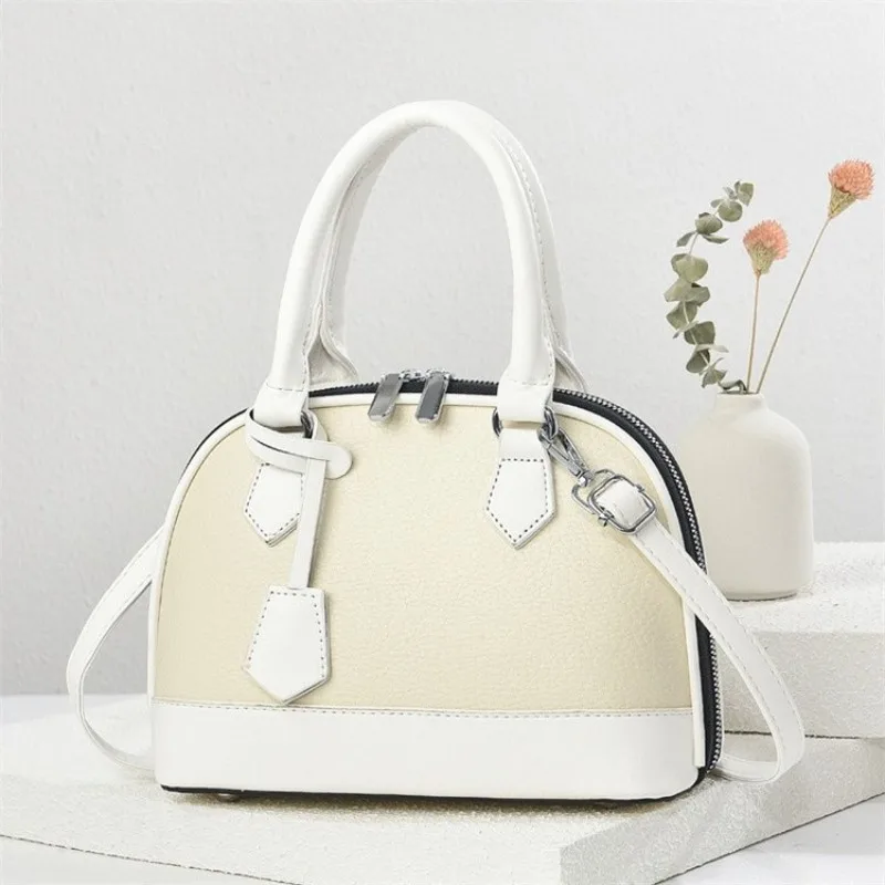 

Classic Leather Diaper Bag For Women Crossbody Tote Luxury Vintage Minimalist Designer Large Capacity Stylish Timeless