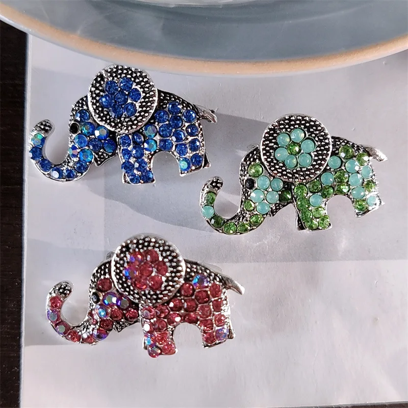 1Pc Delicate Elephant Brooch for Men Women Cute Animal Rhinestone Brooches Pins Jewelry Accessories Party Gifts 2025 Trend