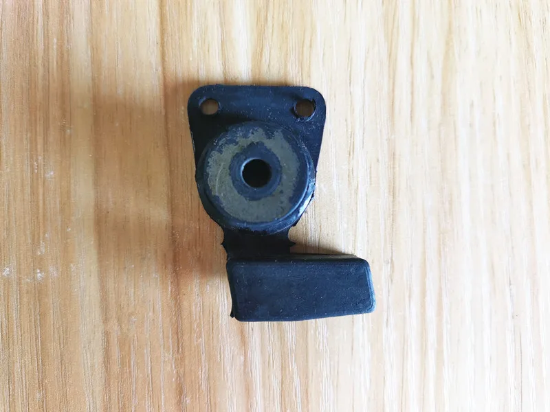 G621 Anti-Vibs Buffer for Zenoahs chainsaws G621 G621AVS 62CC 6200 chain saw AV buffer shock mounting daper annular buffer