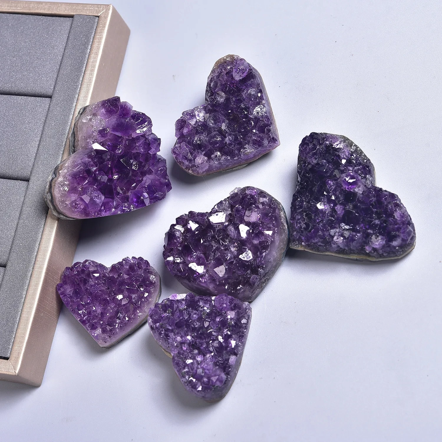 Natural Amethyst Crystal Heart Cluster Raw Ore Healing Crystal Mineral Stone Specimen Gifts Collection Home Aquarium Decoration