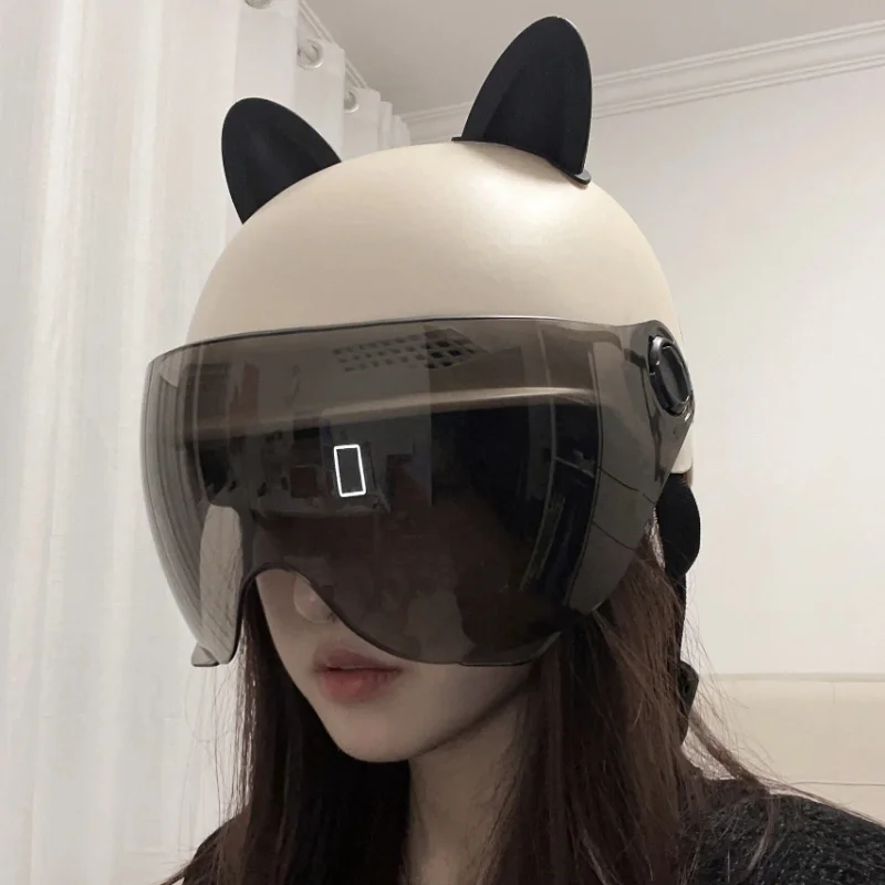 Cute Cat Ear Women Motorcycle  - đánh giá và giá Equestrian Helmet