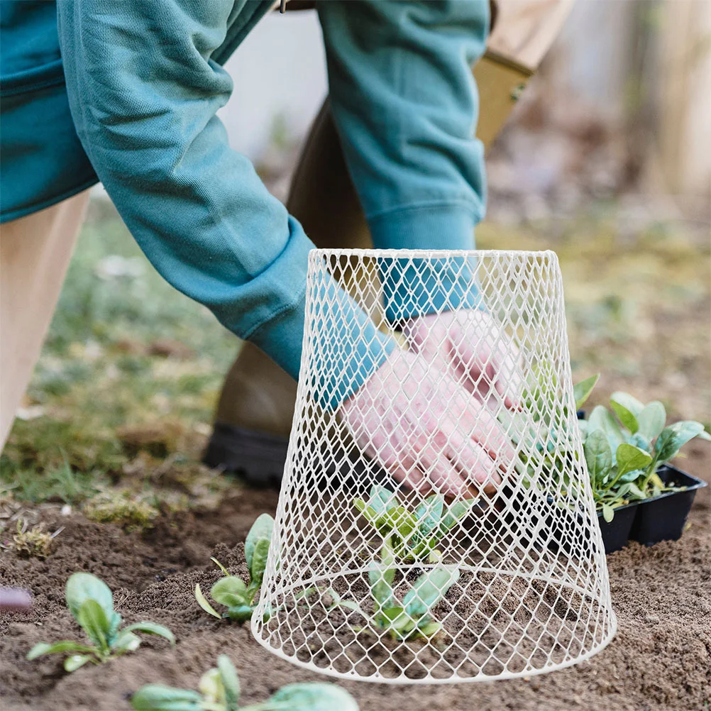 

4Pcs Iron Weave Storage Basket Sturdy Metal Mesh Waste Basket Multi-Purpose Trash Can Home Office Plant Protector Fruit