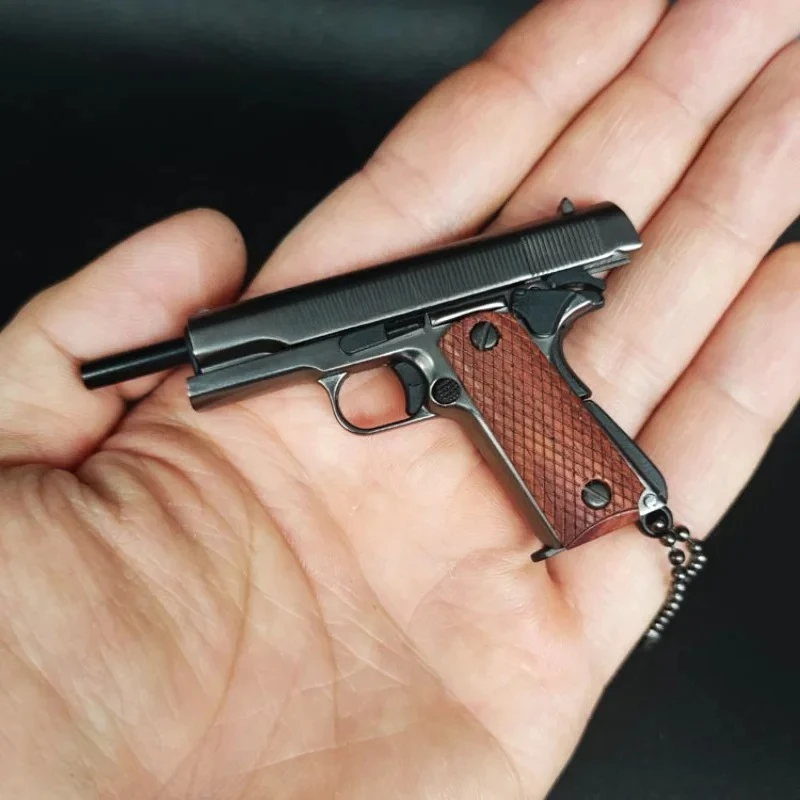 Breloczek do kluczy w kształcie pistoletu 1911 z metalu, skala 1:3, mini pistolet ze stopu, brelok pistolet 1911, zabawka antystresowa, prezent z motywem PUBG, dekoracja PUBG, zabawki.