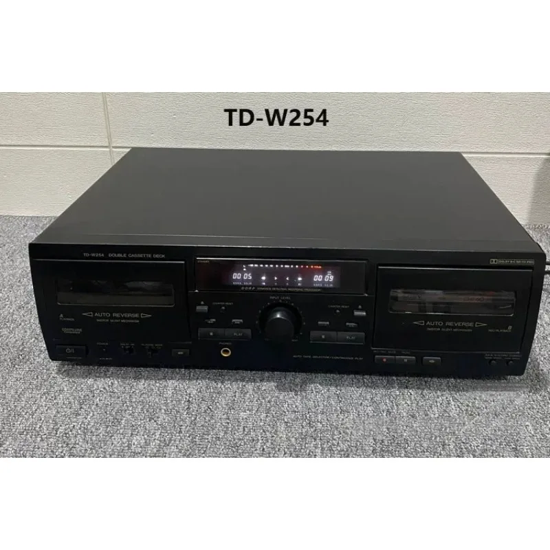 Dual card electronically controlled recording card holder