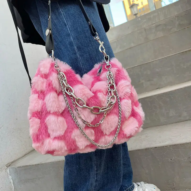 Y2k Hot Girls Pink Love Underarm Bags Soft Plush Heart Pattern Ladies Shoulder Bag Female Chain Furry Crossbody Bag Handbags