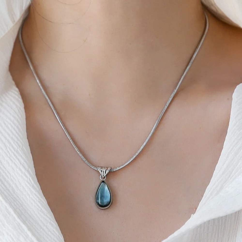 Fashion Titanium Drop Pendant Necklace Colorfast Elegant French Vintage Necklace Olive-green Tender Water Drop Neck Chain Girls