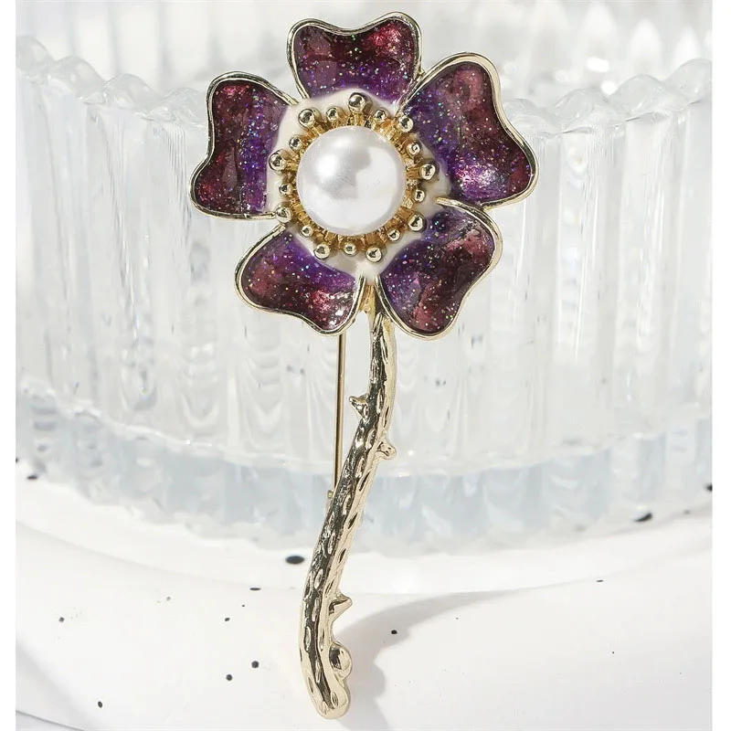 Brooches For Women Girls Versatile Corsage Clothing Accessories Gifts Sweet Flower Shape Lapel Pin Inlaid Shiny Rhinestones