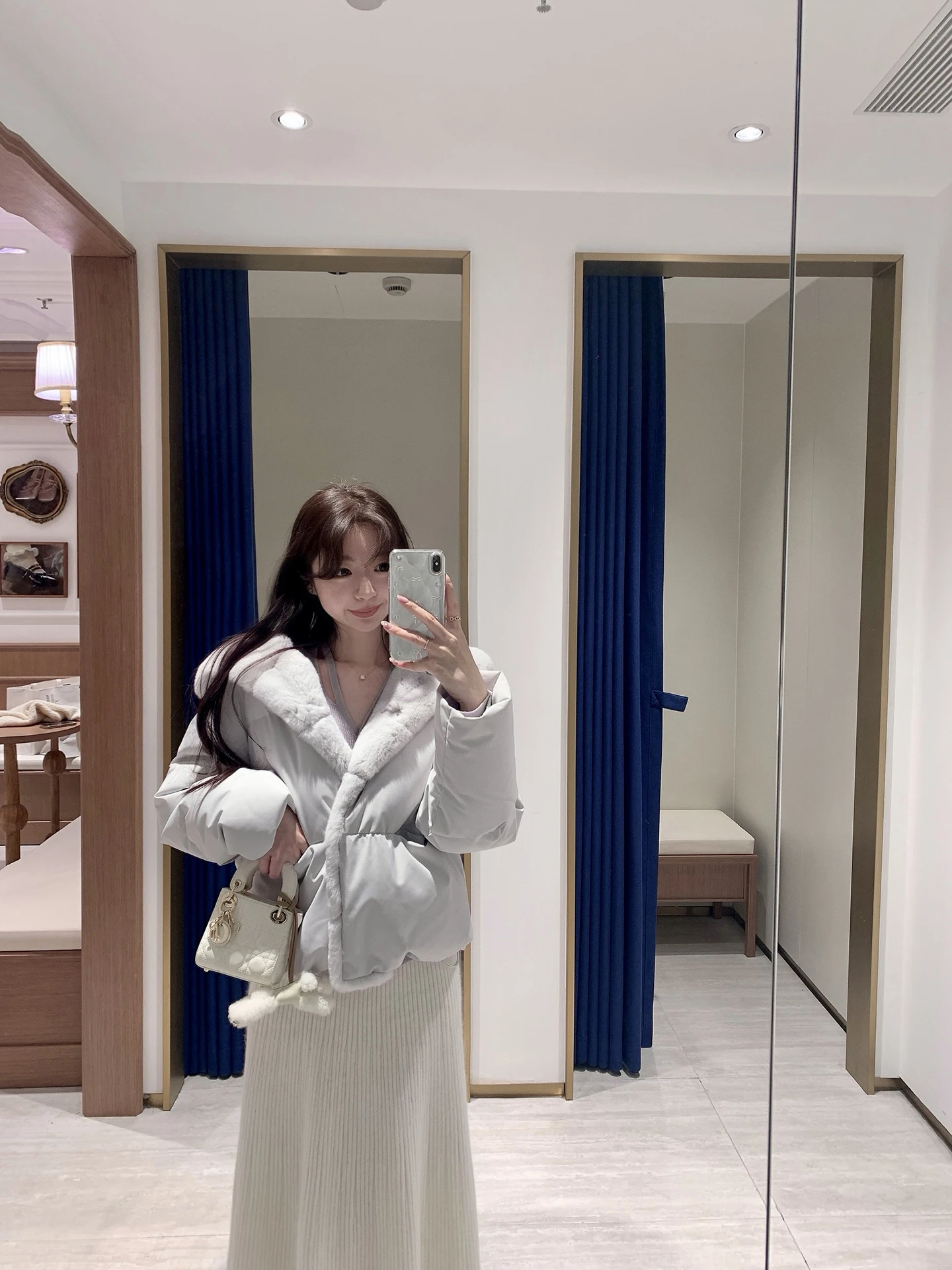 

Zhaobao Ni Rabbit Warmth Small Heater Rabbit Collar down Jaet Women Winter New Sle Comfortable Velvet Fur Coated La...