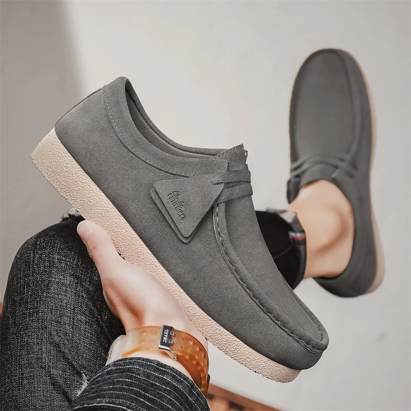 Leichte Freizeitschuhe für Herren. Ein Paar Herren-Freizeit-Laufschuhe für den Frühling/Sommer im Freien. Größen 39 bis 47 – Detail 23
