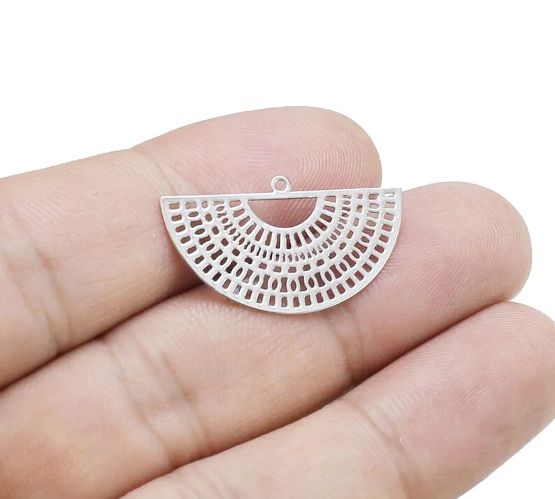 20pcs Half Round Pendant, Semi Circle Filigree Charm, Jewelry Making, Earring Findings, 27.4x15.8mm, Gold / Silver -RP265